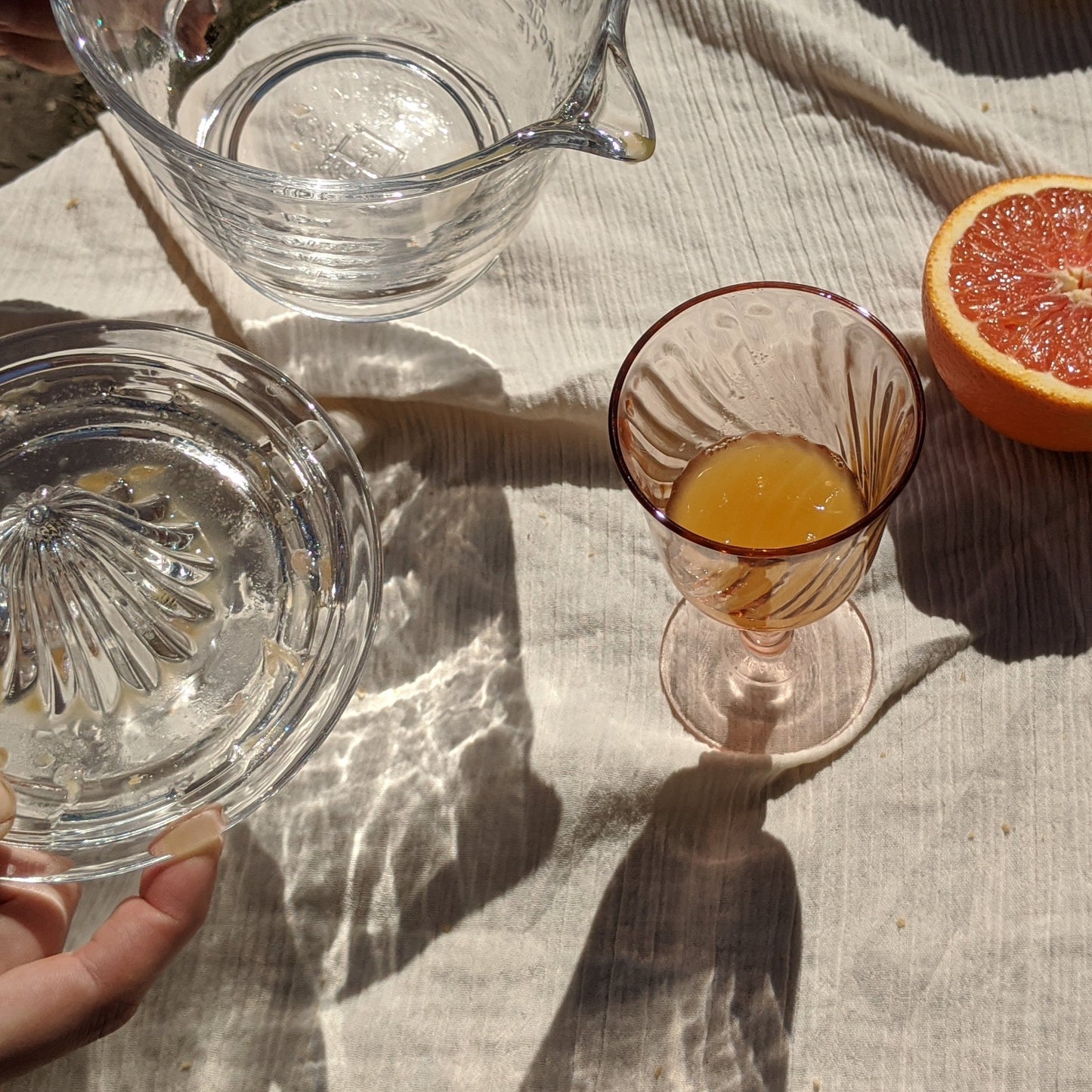 Glass Juicer & Measuring Jug